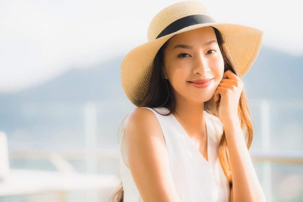portrait beautiful young asian woman sitting in th QRBSV54 portrait beautiful young asian woman sitting in th QRBSV54